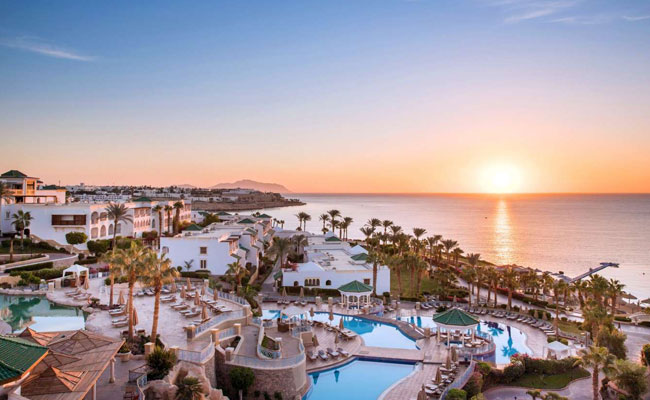 The Egyptian Sunset & Sea Escape